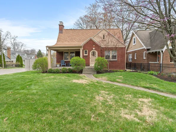 5697 Broadway St, Indianapolis, IN 46220