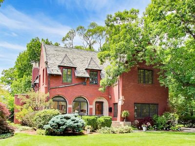 8844 S Pleasant Ave, Chicago, IL, 60643