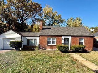 4303 Nelson Dr, Saint Louis, MO 63121