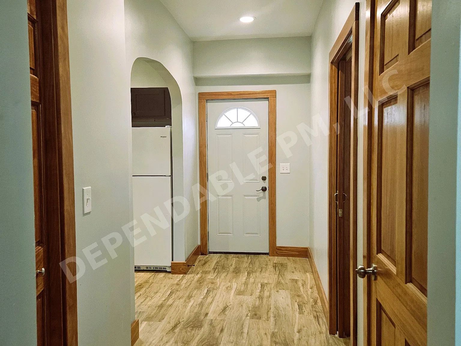2 bed, 1.5 bath, 1282 sqft, $1,395 — Photo 2