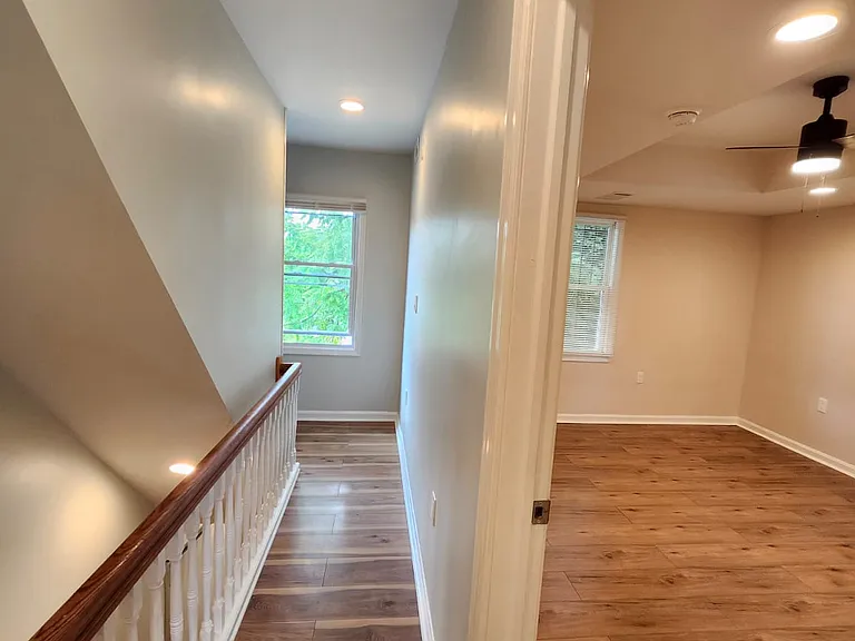 4420 Furley Ave #2 — Photo 5