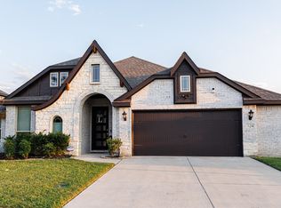 324 W Milas Ln, Glenn Heights, TX 75154