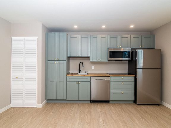 4th image of 5825 Gregg Ct #A