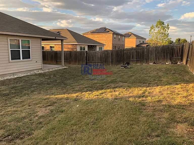 1116 Flatwater Trl — Photo 22