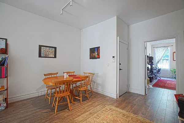 Rented by Keller Williams NYC | media 14