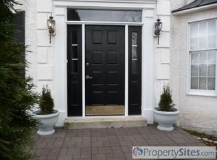 328 Stoneyford Rd, Southampton, PA 18966