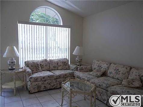 4th image of 1141 NW Lombardy Dr