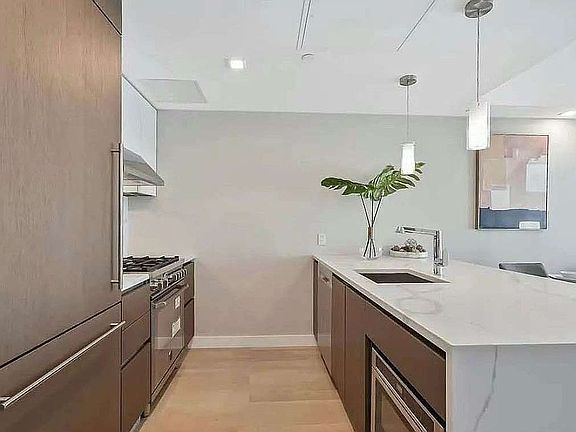 4th image of 33-66 Farrington St #10K
