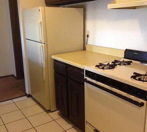 4th image of 3438 N Oakland Ave