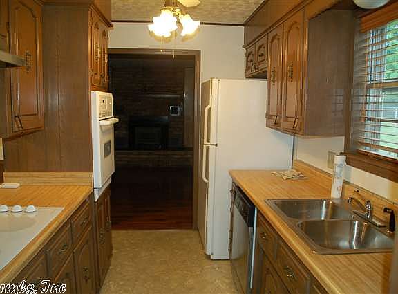 2nd image of 199 Polk 133