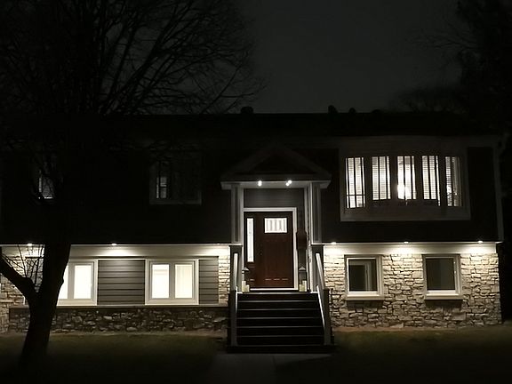 2nd image of 225 N Braintree Dr