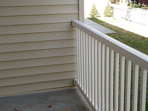 4th image of 1528 W Main St #11
