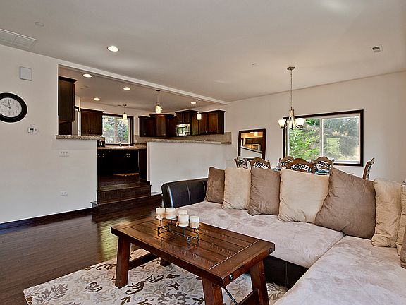 4th image of 21146 NE 15th St