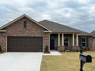 24032 Quints Dr, Athens, AL 35613