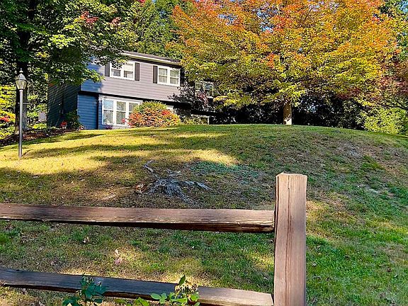 2nd image of 51 Logwood Circle