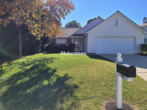 111 Lake Valley Ln Photo 1