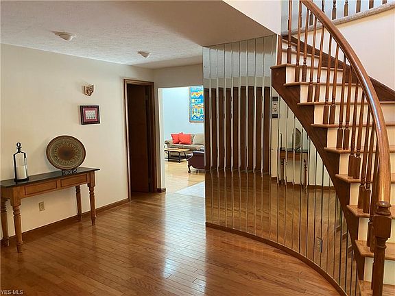 2nd image of 9795 Shenandoah Dr