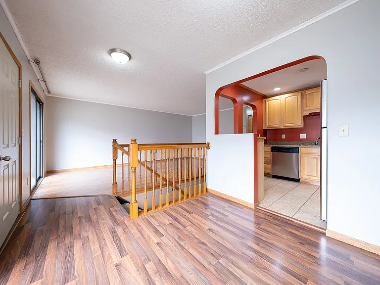 2708 Terraceview Ct N — Photo 2