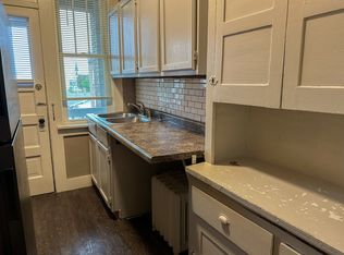 509 S 18th St #4, Lincoln, NE 68508
