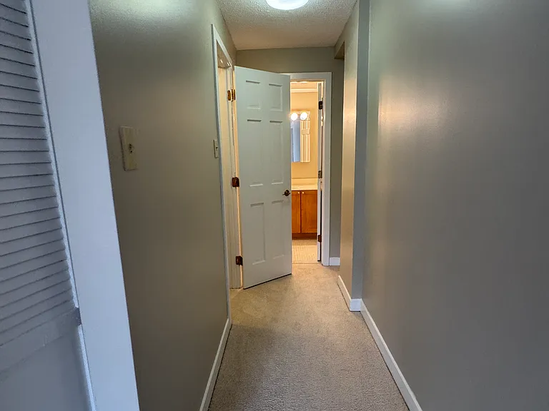 1151 Beacon St — Photo 12