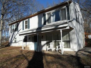 137 Valley Dr, Valley Park, MO 63088