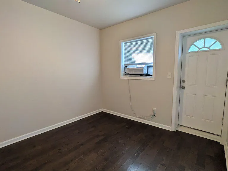 5933 Trinity St #1 — Photo 15