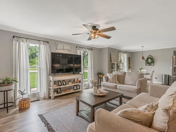 79 E Hill St, Mount Juliet, TN 37122