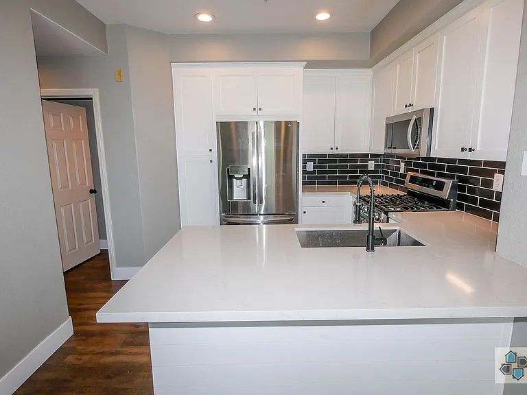 8744 Concourse Ct — Photo 15