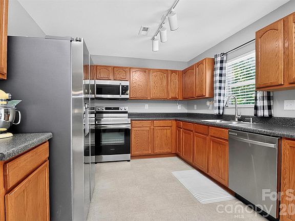 2nd image of 10825 Dry Stone Dr