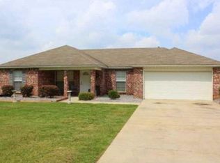 535 King Ranch Rd, Canton, MS 39046