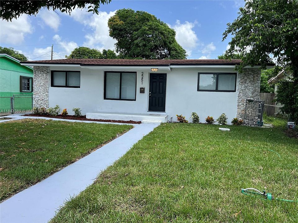 1st image of 2251 NW 171st Ter