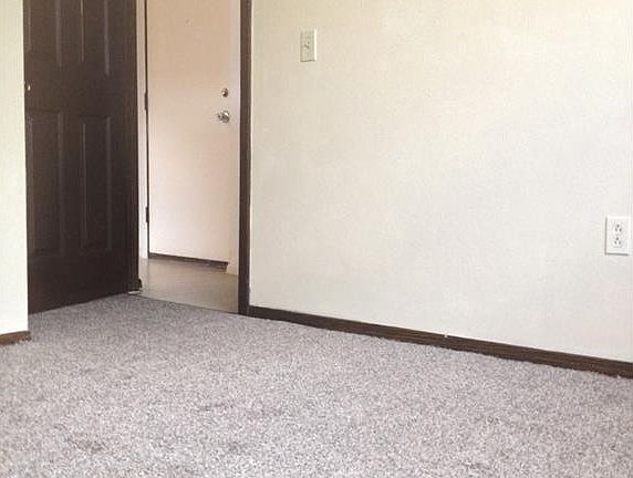 5th image of 880 Wright Ave