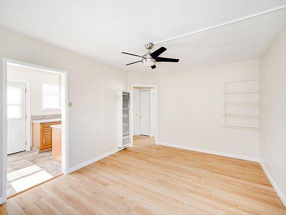 2nd image of 622 Salem St #622
