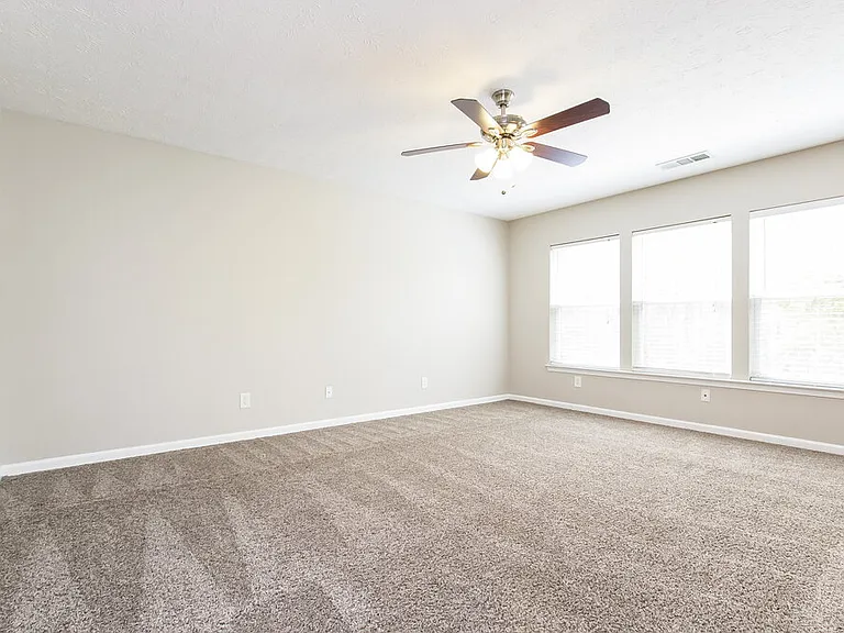 130 Sugar Berry Pl — Photo 2