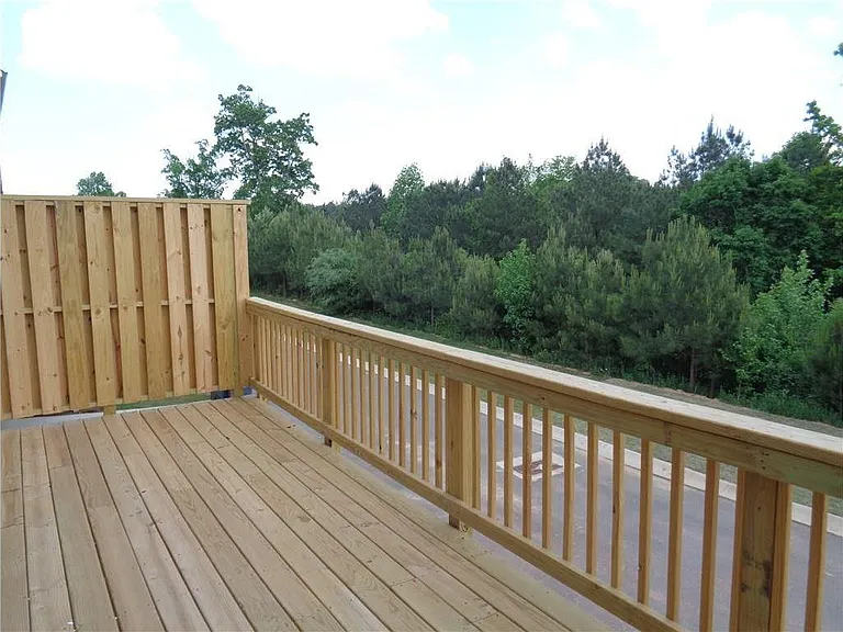 661 Sunset Park Dr — Photo 16