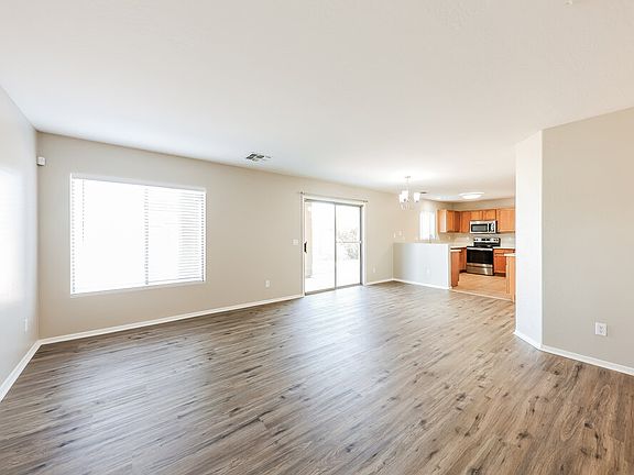 4th image of 12430 W Valentine Ave