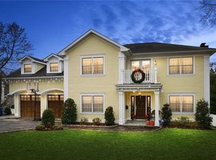 195 Oakland Ave, Eastchester, NY 10709