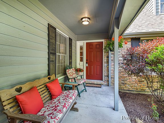 2nd image of 1162 Almond Ct