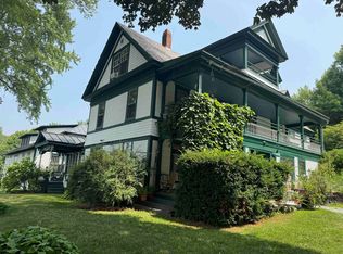 27 Inn Rd #3, Charlotte, VT 05445