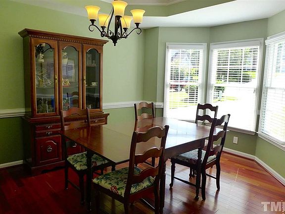5th image of 104 Corbin Hill Cir
