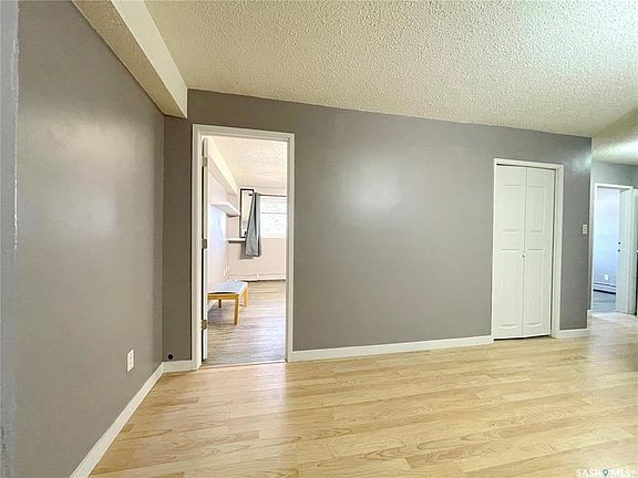 3rd image of 529 X Ave S #101