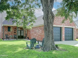 403 Cobblestone Rd, Lafayette, LA 70508