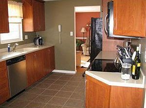 3rd image of 720 Thornwick Dr