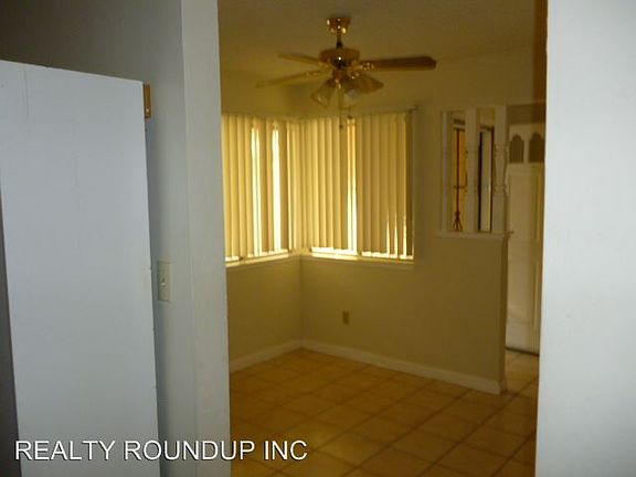5th image of 8127 Valley Green Dr
