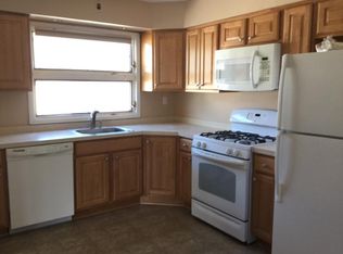 124 Spratt Ave, Staten Island, NY 10306