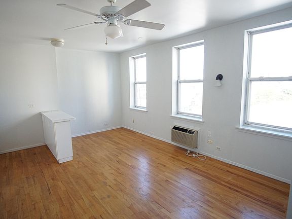 5th image of 5959-61 N Kenmore Ave #705