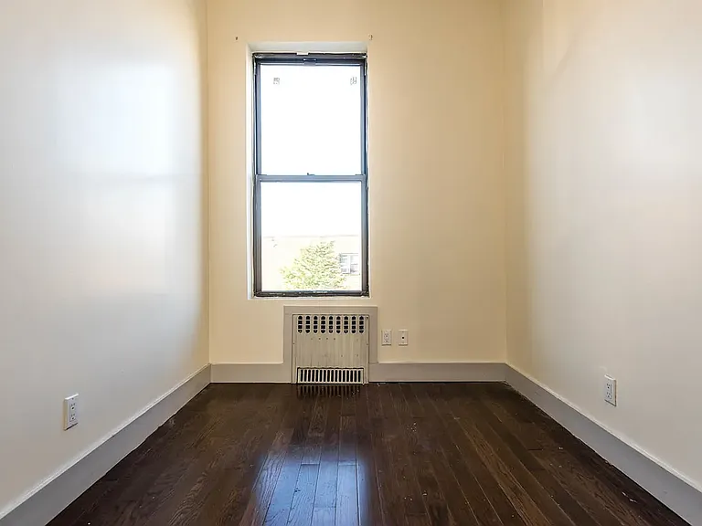 26 Wilson Ave #2L — Photo 9