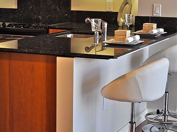 Breakfast Bar