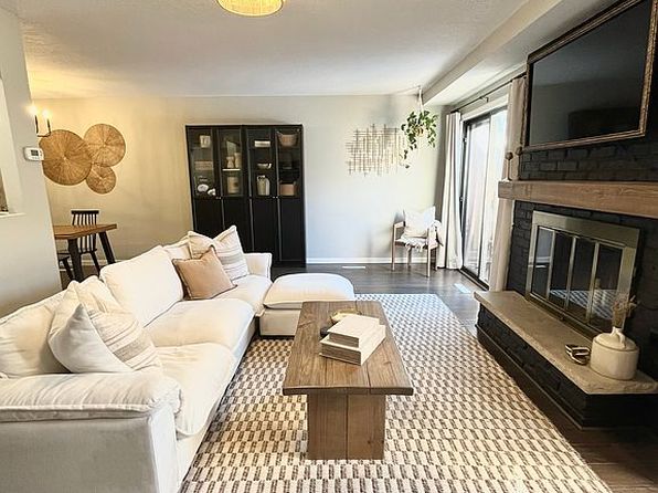 3640 Independence Ave S APT 81