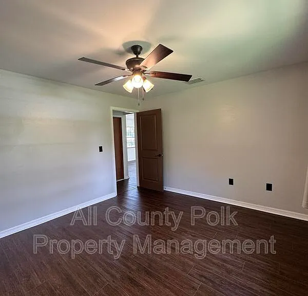 8601 Sunnydale Ln — Photo 15